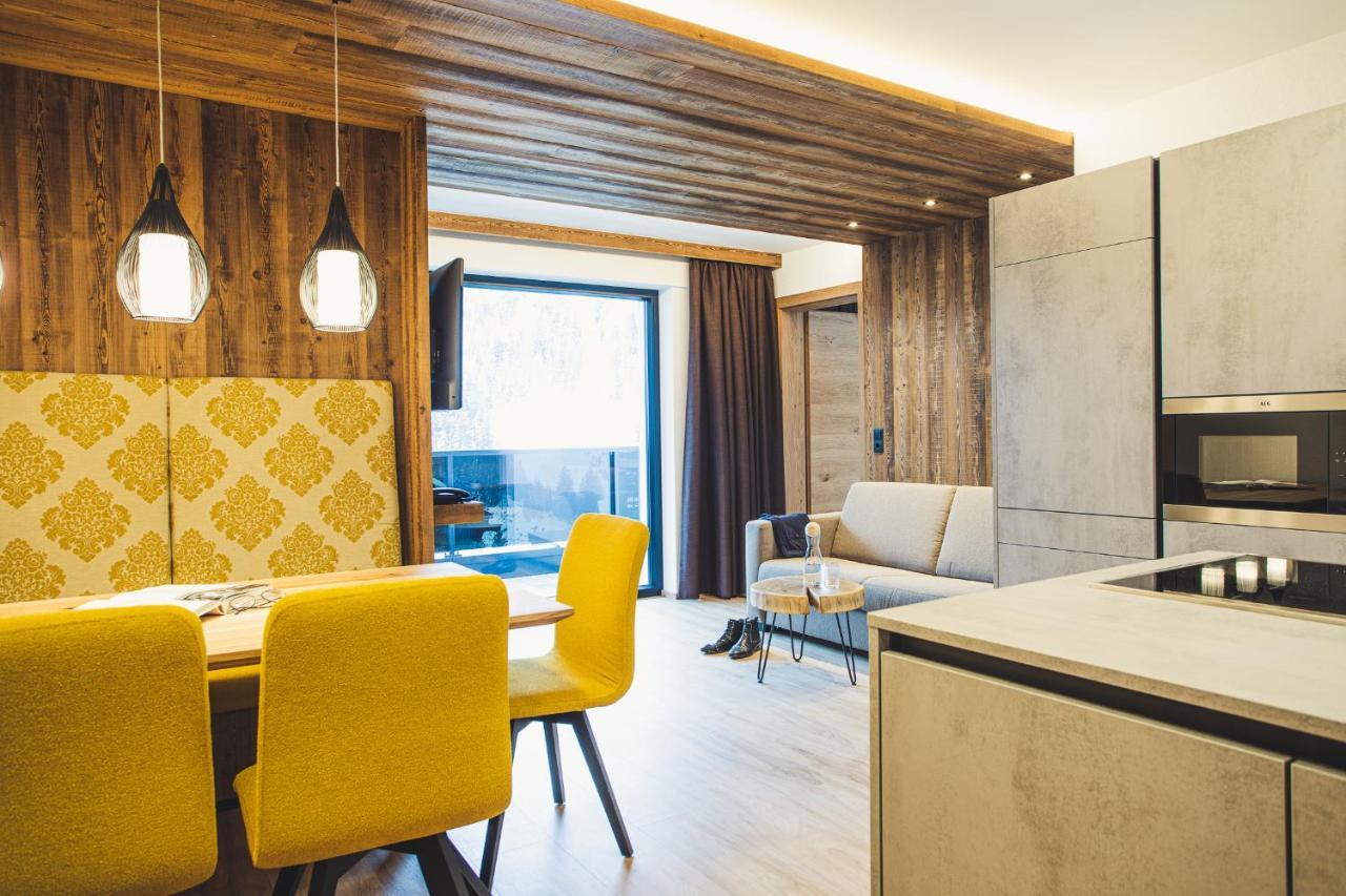 Austria Aparthotel Fiss Exteriör bild
