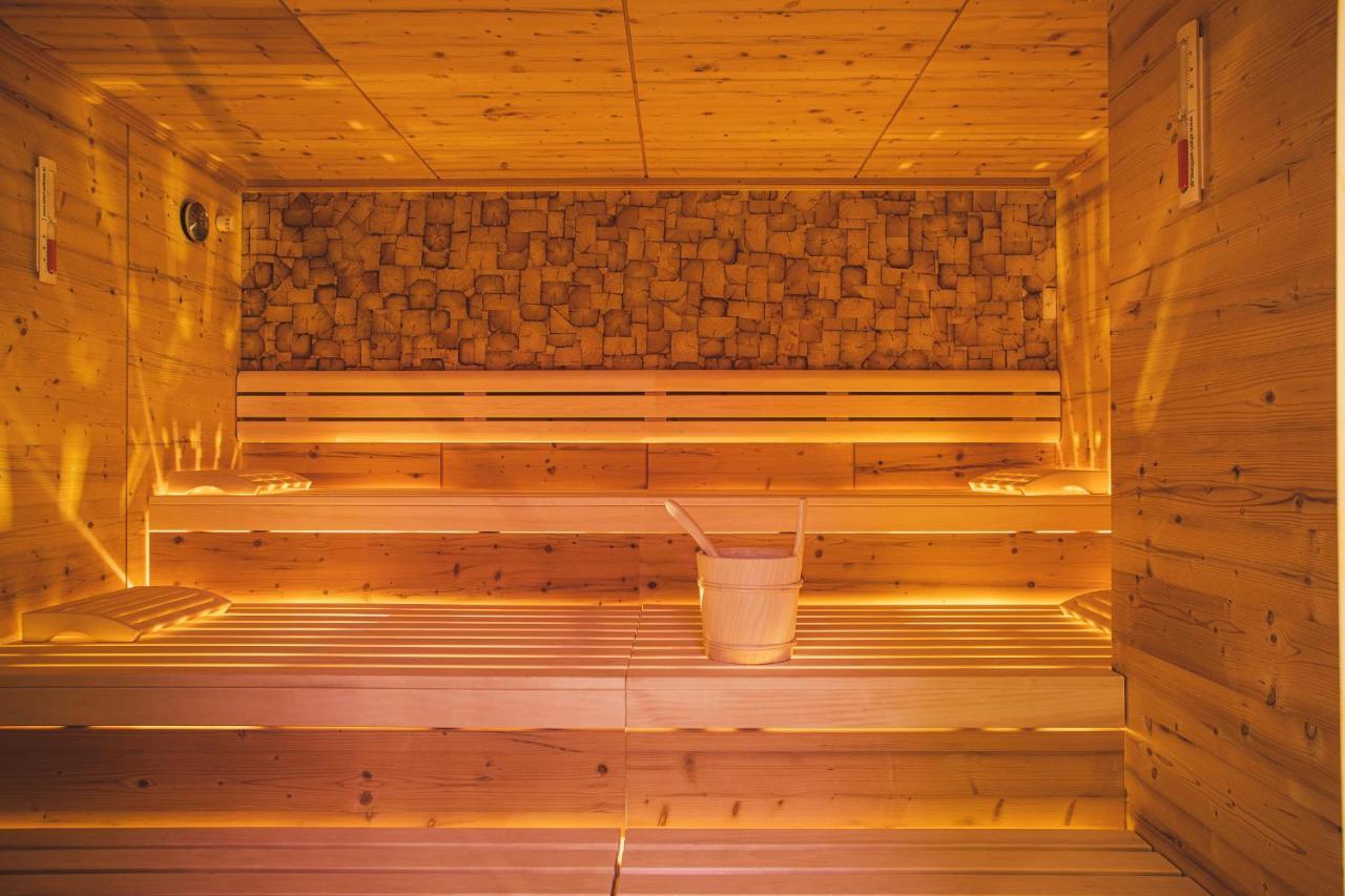 Austria Aparthotel Fiss Exteriör bild