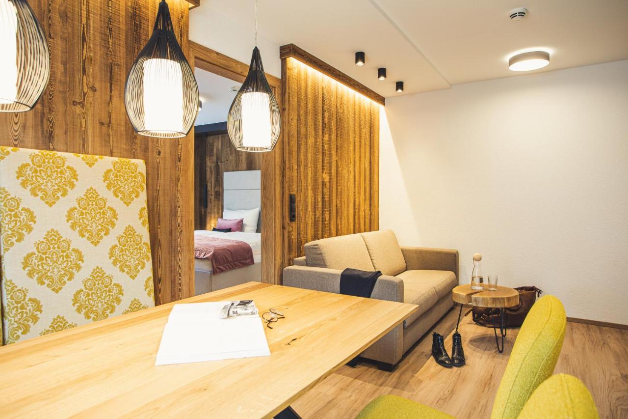 Austria Aparthotel Fiss Exteriör bild